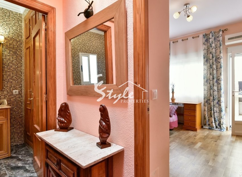 Resale - Villa - Campoamor