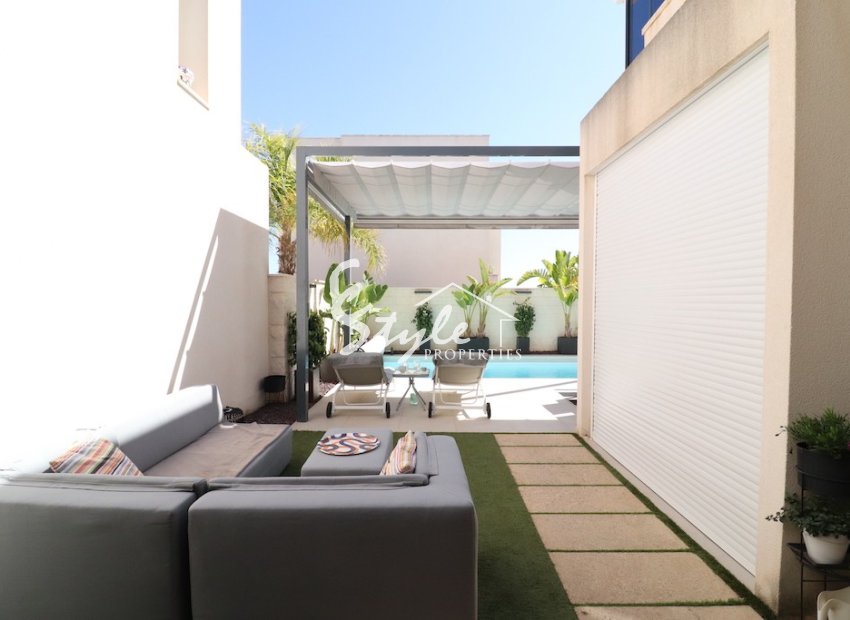 Resale - Villa - Ciudad Quesada