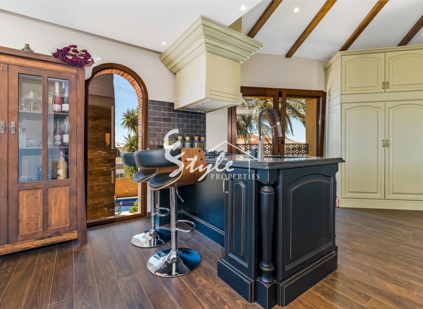 Resale - Villa - Ciudad Quesada