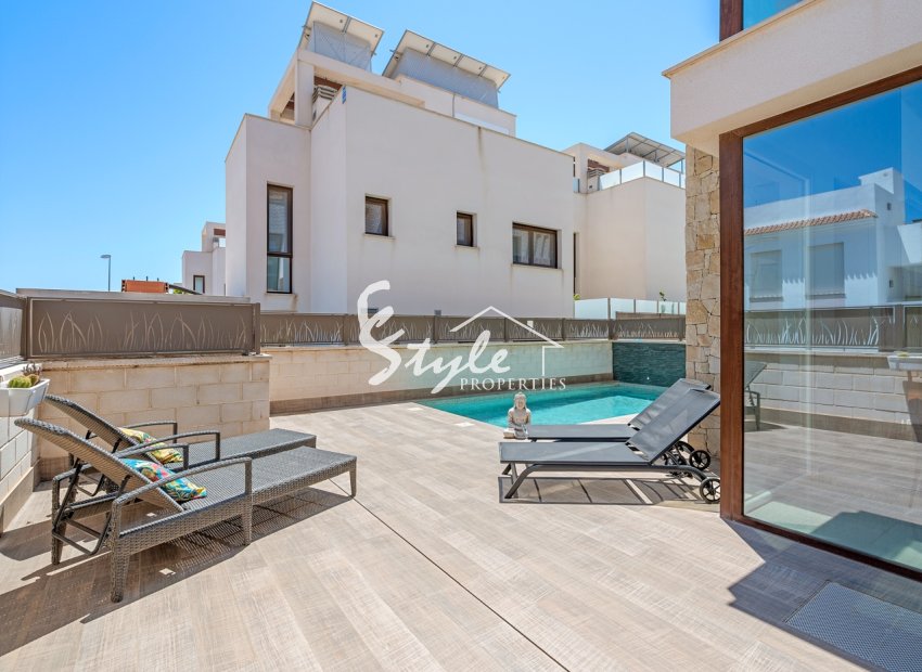 Resale - Villa - Ciudad Quesada