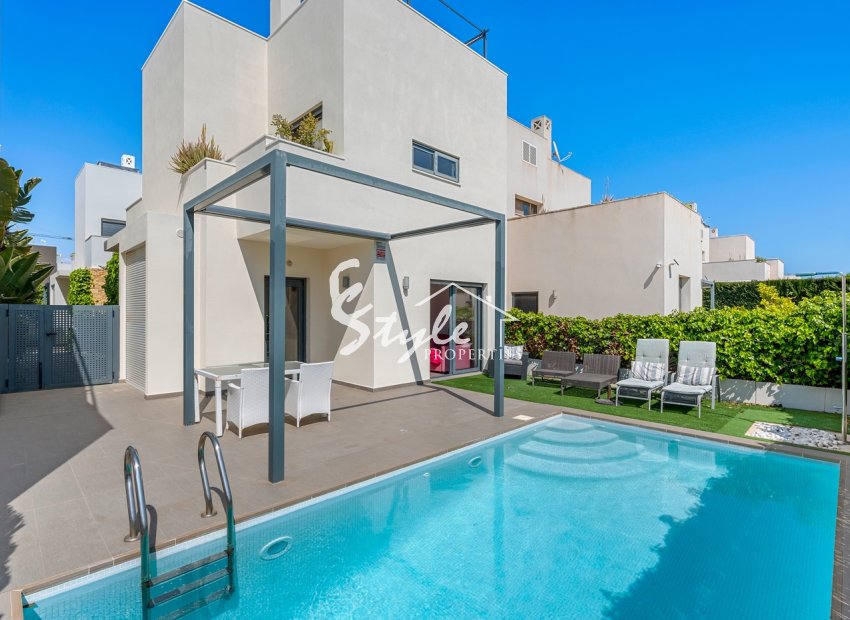 Resale - Villa - Ciudad Quesada