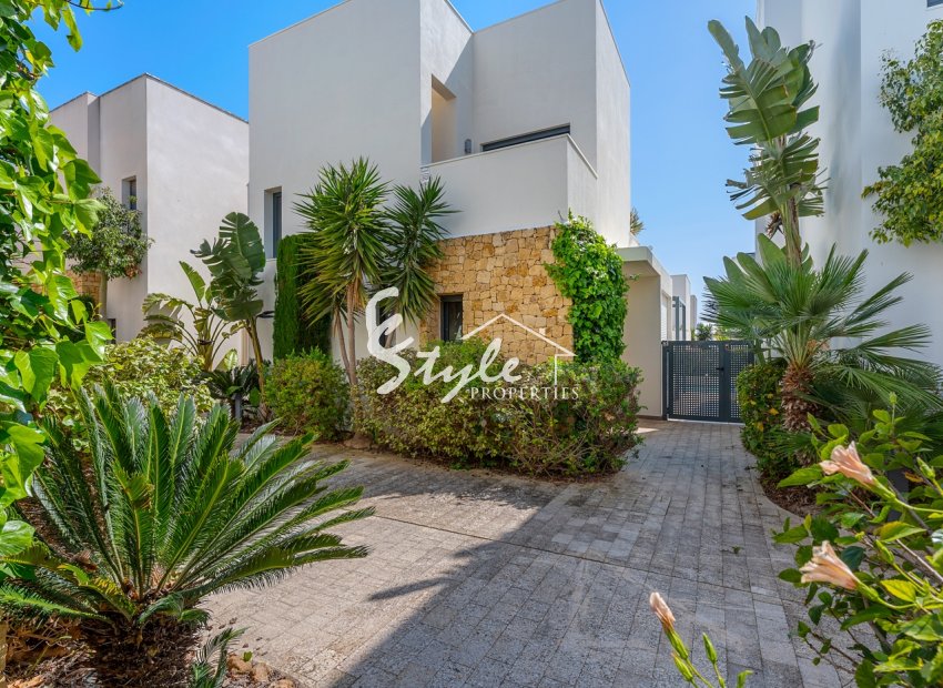 Resale - Villa - Ciudad Quesada
