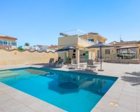 Resale - Villa - Ciudad Quesada