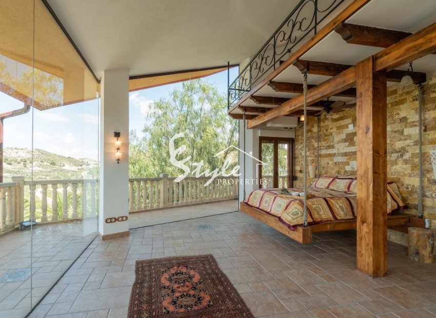 Resale - Villa - Costa Blanca - Orihuela Costa