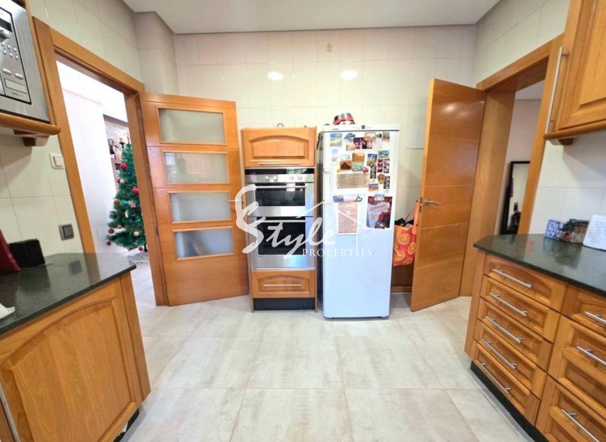 Resale - Villa - Dahesa de Campoamor - Campoamor
