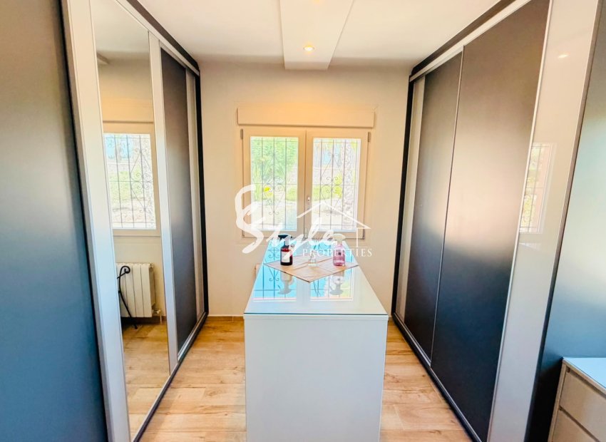 Resale - Villa - Daya Vieja