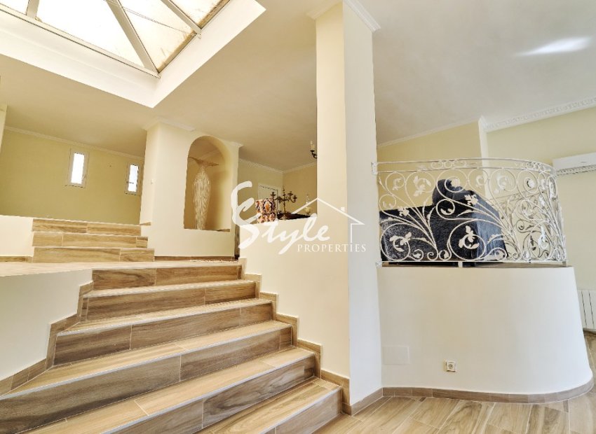 Resale - Villa - Dehesa de Campoamor