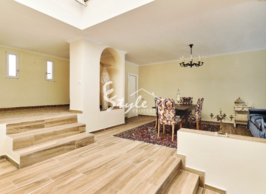 Resale - Villa - Dehesa de Campoamor