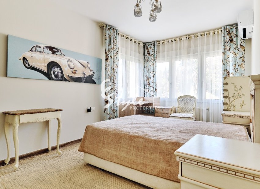 Resale - Villa - Dehesa de Campoamor