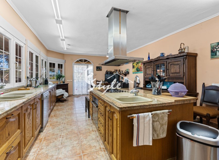 Resale - Villa - El Altet - San Francisco de Asis