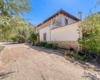 Resale - Villa - Esporlas - Mallorca