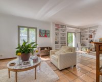 Resale - Villa - Esporlas - Mallorca