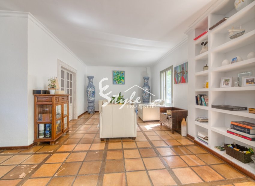 Resale - Villa - Esporlas - Mallorca