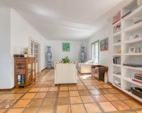 Resale - Villa - Esporlas - Mallorca