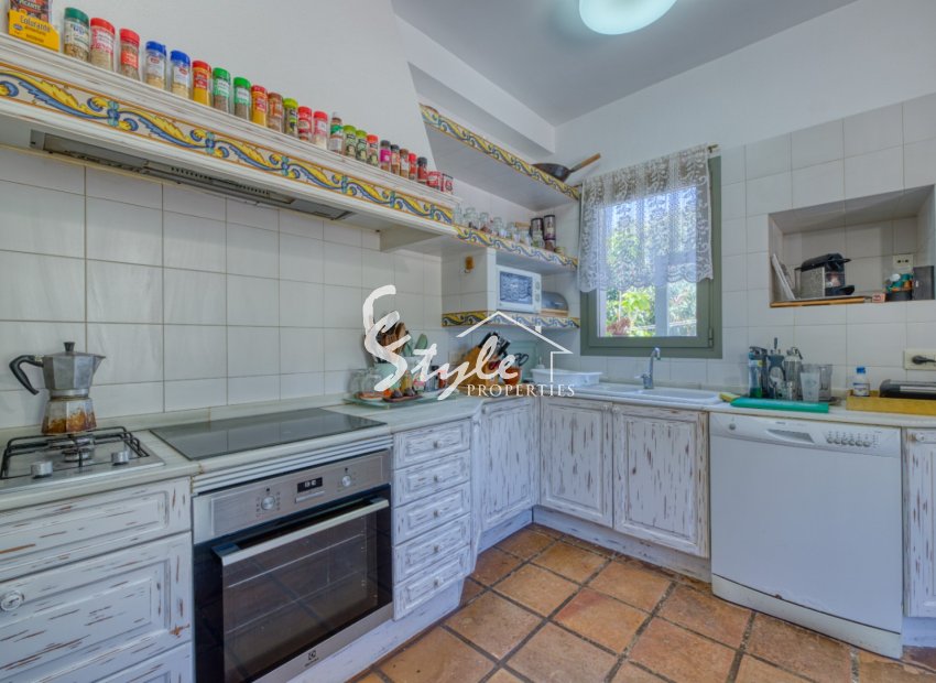 Resale - Villa - Esporlas - Mallorca