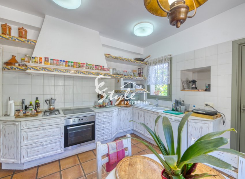 Resale - Villa - Esporlas - Mallorca