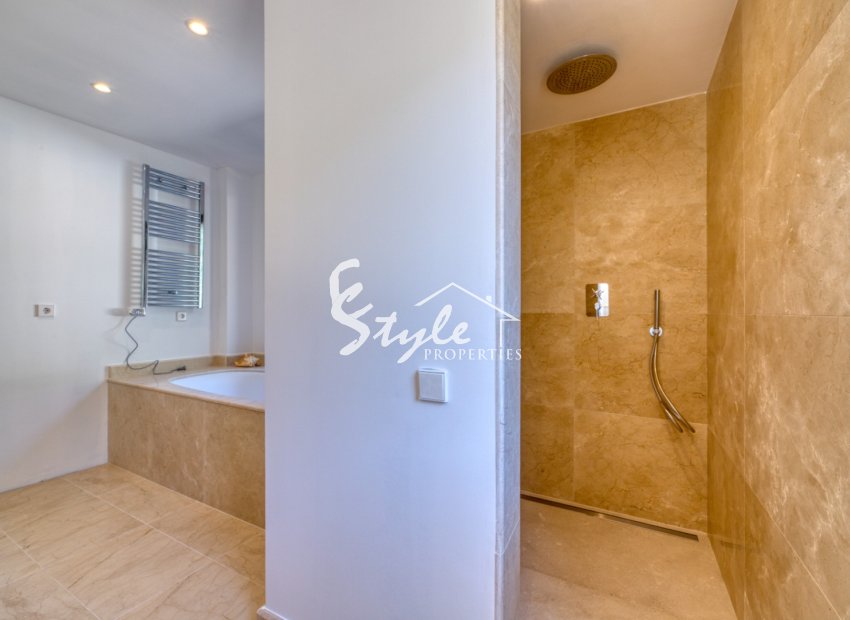 Resale - Villa - Esporlas - Mallorca
