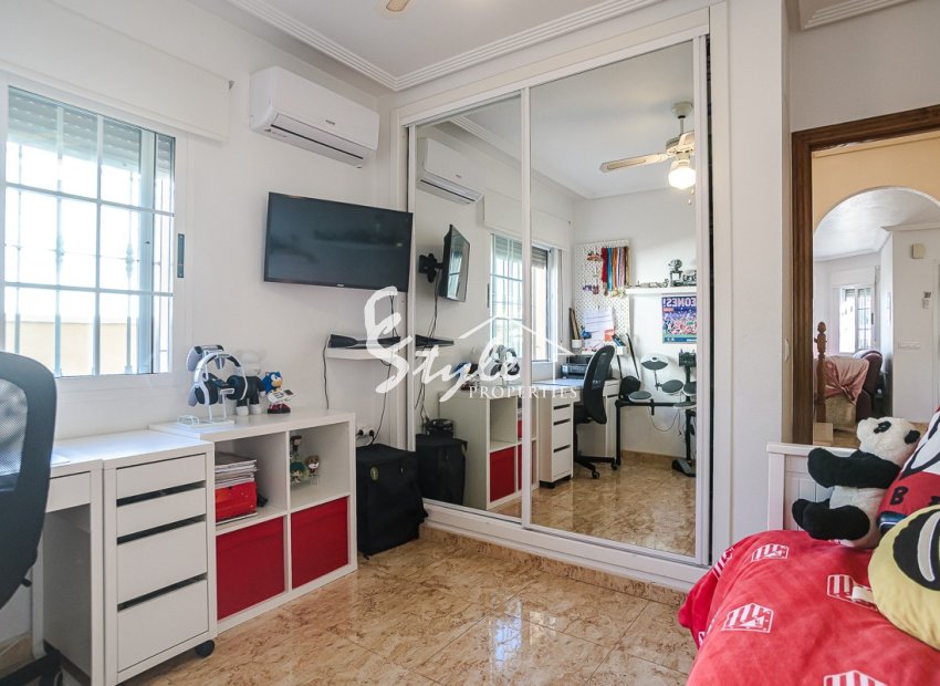 Resale - Villa - Guardamar - EL RASO