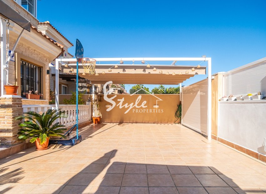 Resale - Villa - Guardamar - EL RASO