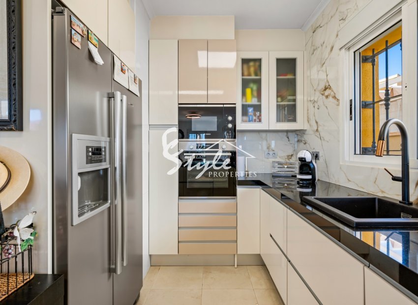 Resale - Villa - Guardamar - El Raso