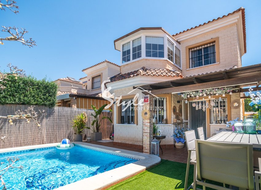 Resale - Villa - Guardamar - EL RASO