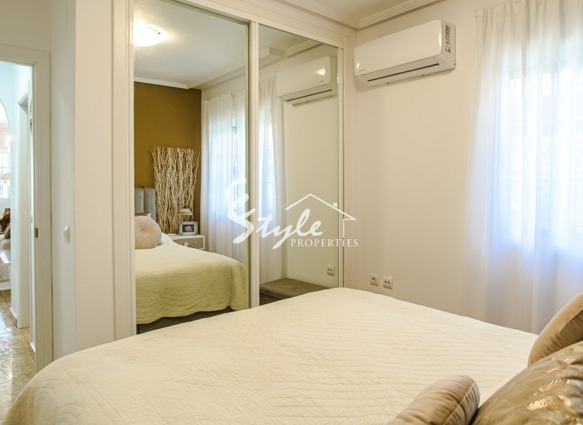 Resale - Villa - Guardamar - EL RASO