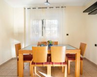 Resale - Villa - La Florida