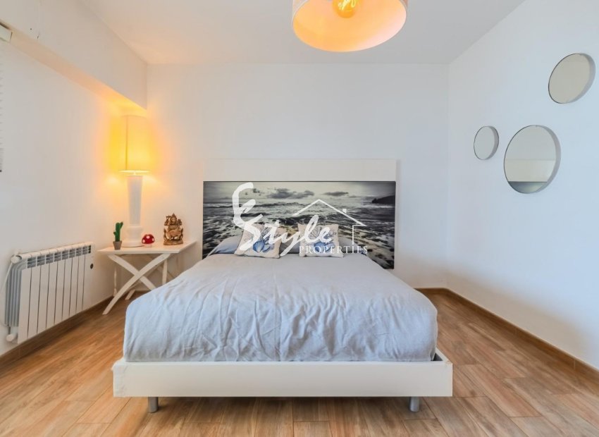 Resale - Villa - La Manga - Playa del Estacio