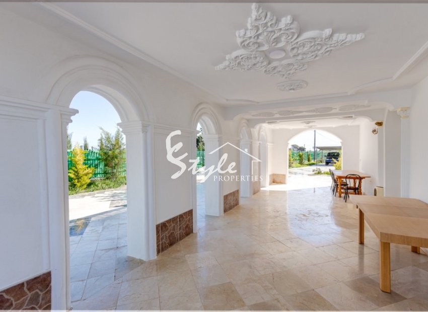 Resale - Villa - La Marina