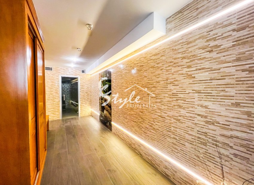 Resale - Villa - La Mata