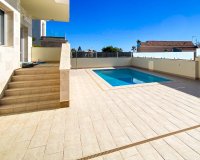 Resale - Villa - La Zenia