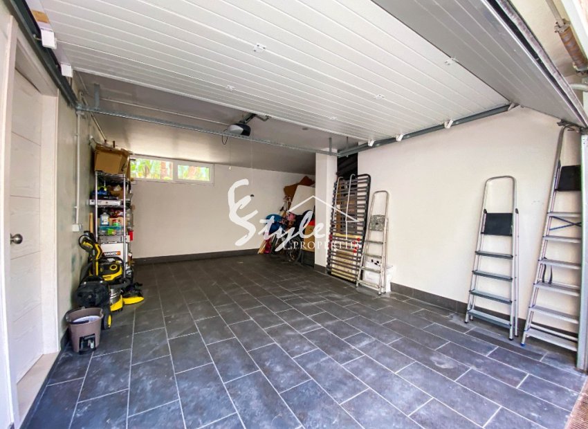 Resale - Villa - La Zenia