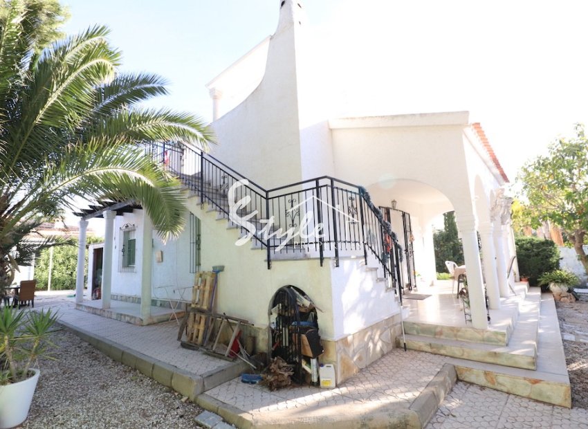 Resale - Villa - La Zenia