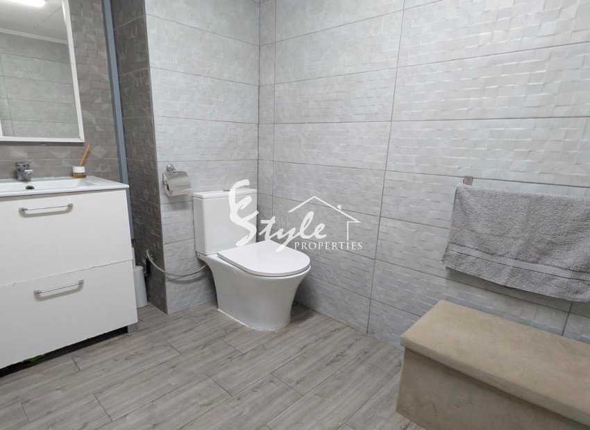 Resale - Villa - La Zenia