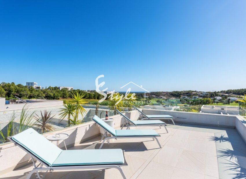 Resale - Villa - Las Colinas Golf