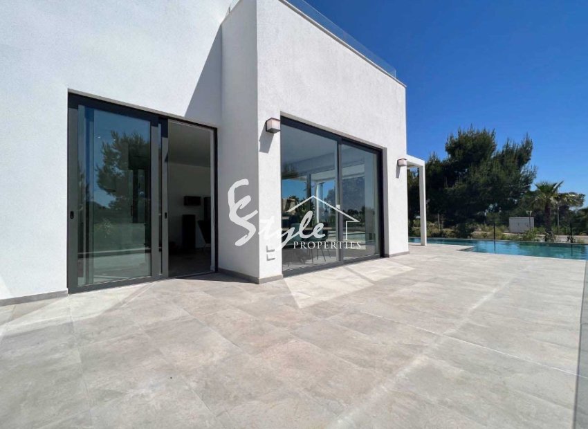 Resale - Villa - Las Colinas Golf