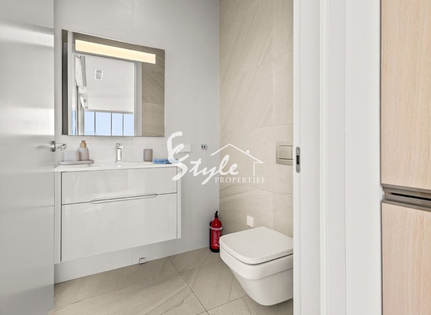 Resale - Villa - Las Colinas Golf