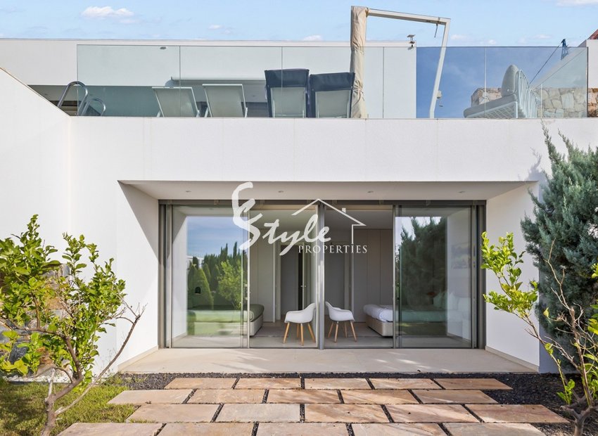 Resale - Villa - Las Colinas Golf