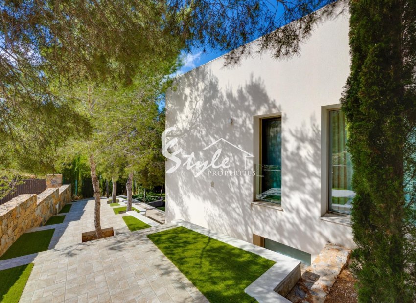 Resale - Villa - Las Colinas Golf