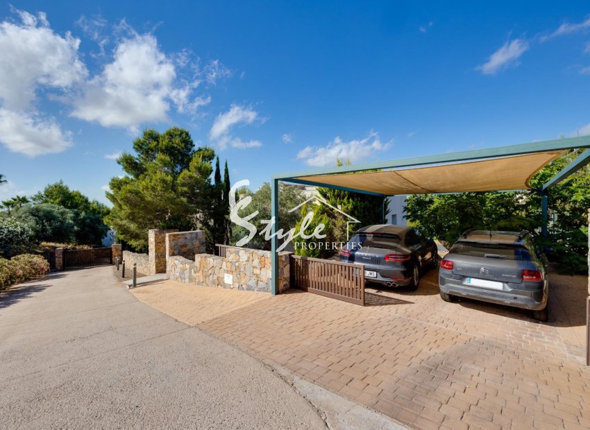 Resale - Villa - Las Colinas Golf