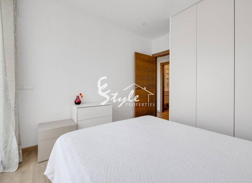 Resale - Villa - Las Colinas Golf