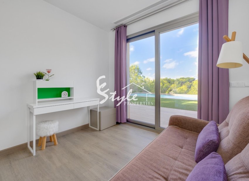 Resale - Villa - Las Colinas Golf