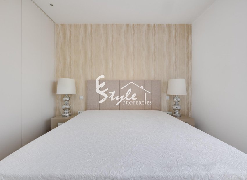Resale - Villa - Las Colinas Golf