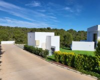 Resale - Villa - Las Colinas - Las Colinas Golf