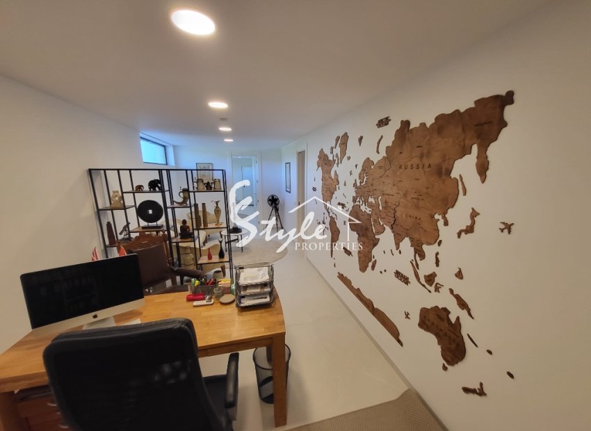 Resale - Villa - Las Colinas - Las Colinas Golf