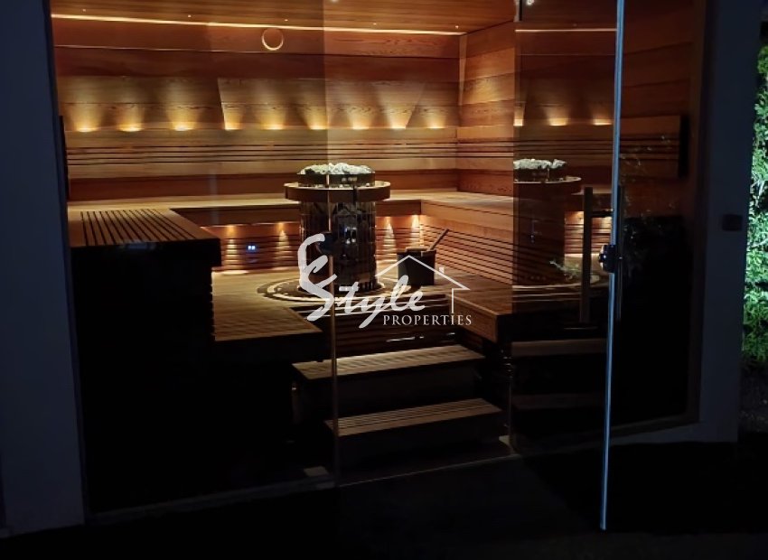 Resale - Villa - Las Colinas - Las Colinas Golf