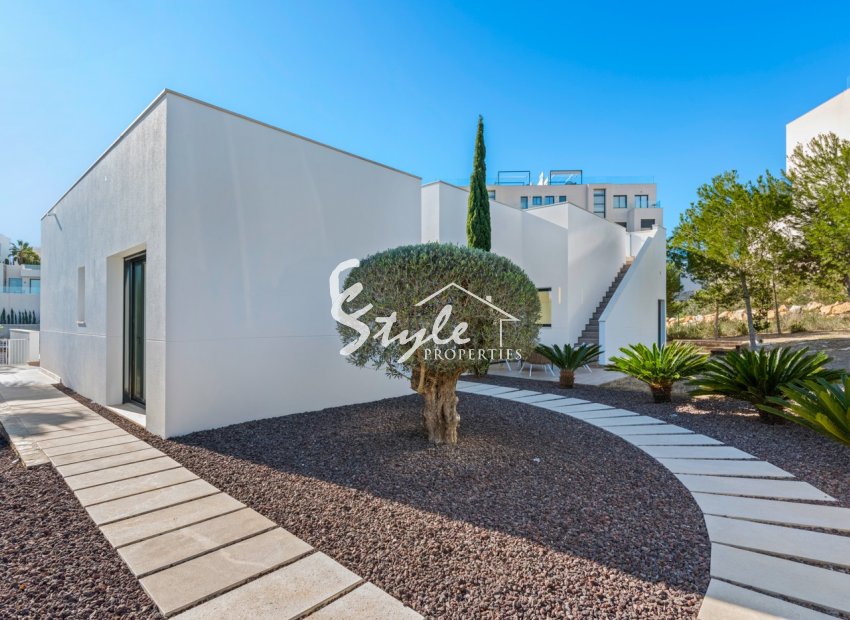 Resale - Villa - Las Colinas - Las Colinas Golf