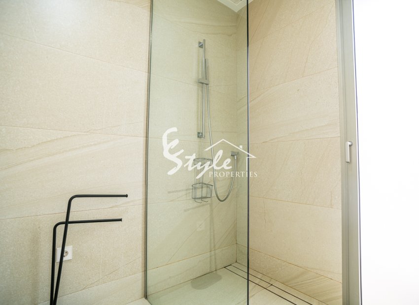 Resale - Villa - Las Colinas - Las Colinas Golf