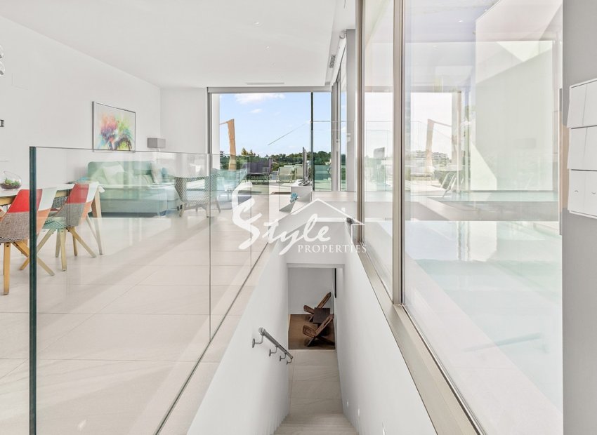 Resale - Villa - Las Colinas - Las Colinas Golf