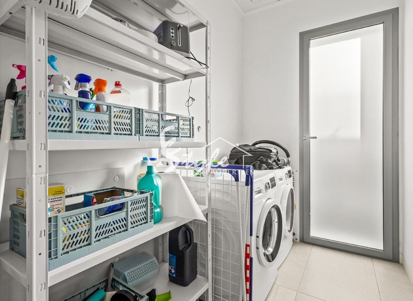 Resale - Villa - Las Colinas - Las Colinas Golf